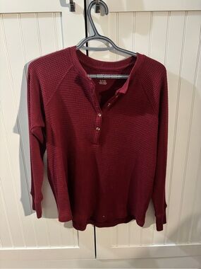 American Eagle Waffle Henley Long Sleeve